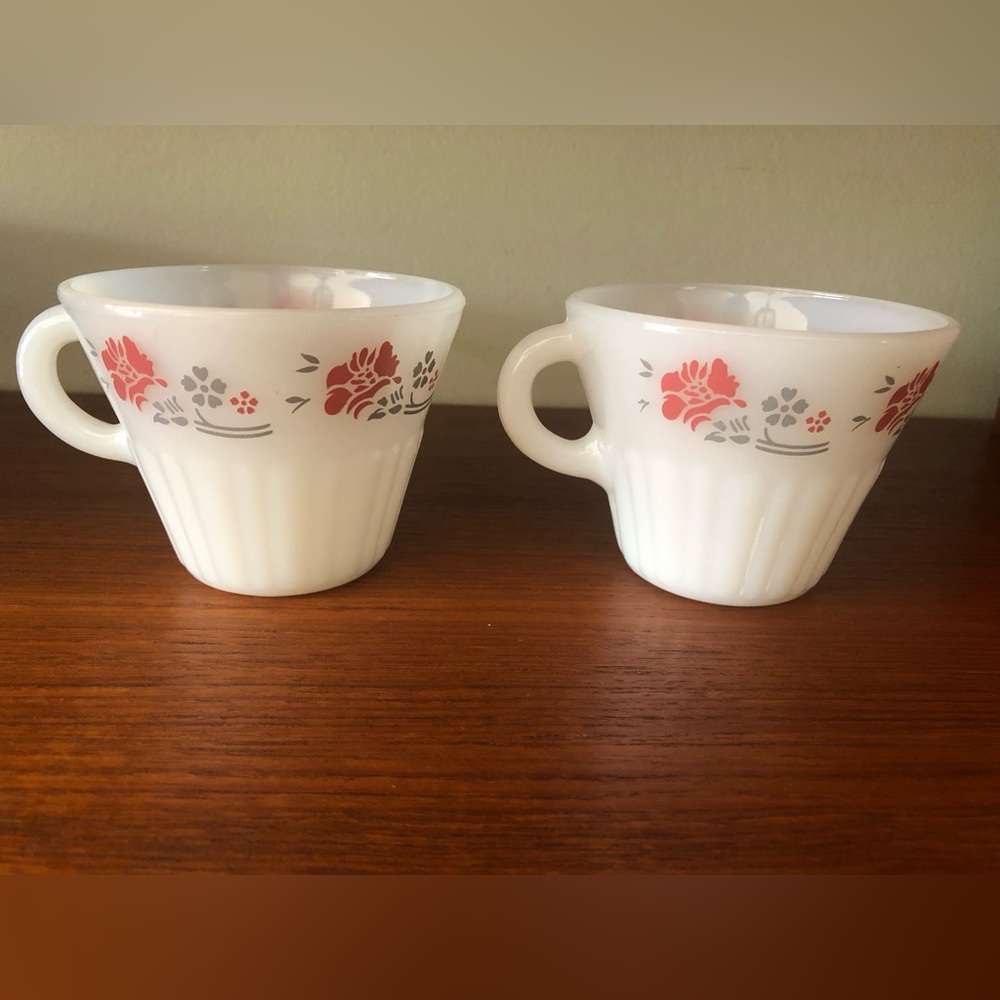 3/$40 Termocrisa Vintage Mexico Opaque Milk Glass Teacups